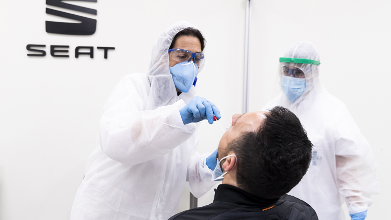 Η Seat κάνει τεστ σε όλους τους εργαζομένους